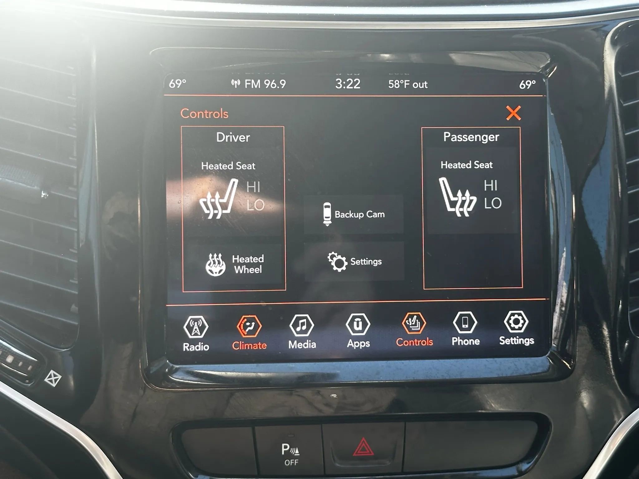 Used 2019 Jeep Cherokee Limited FWD image 50