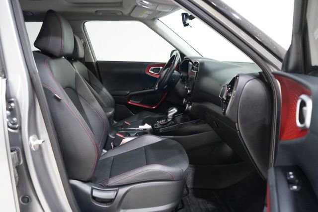 Used 2024 Kia Soul GT-Line w/ Option Group 020 FWD image 38
