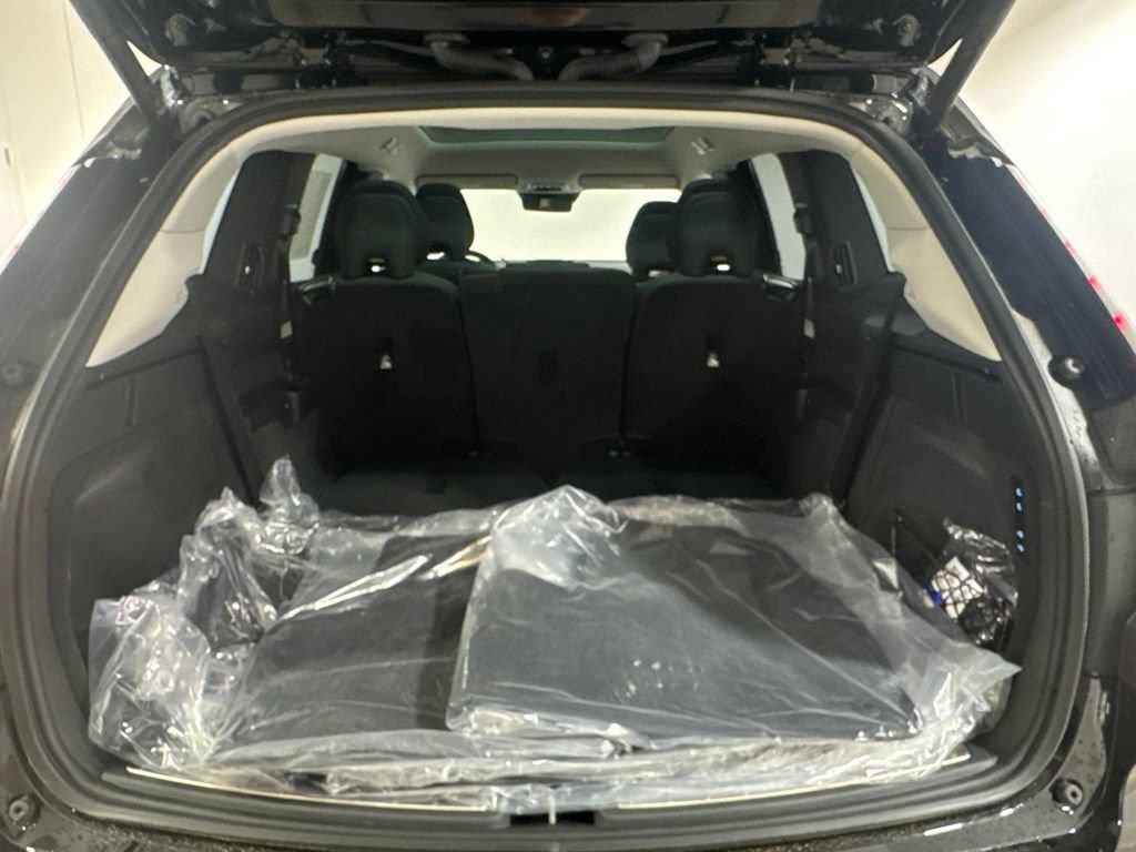 New 2026 Volvo EX90 Ultra AWD/4WD image 31