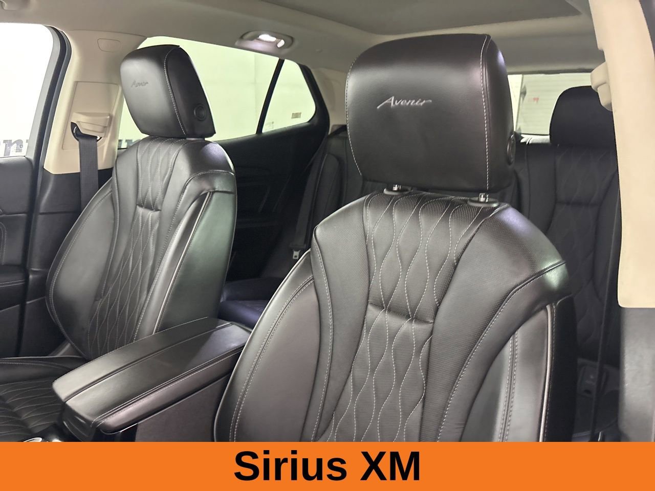 Used 2023 Buick Envision Avenir image 12