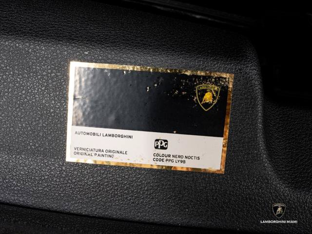 Used 2022 Lamborghini Urus AWD/4WD image 12