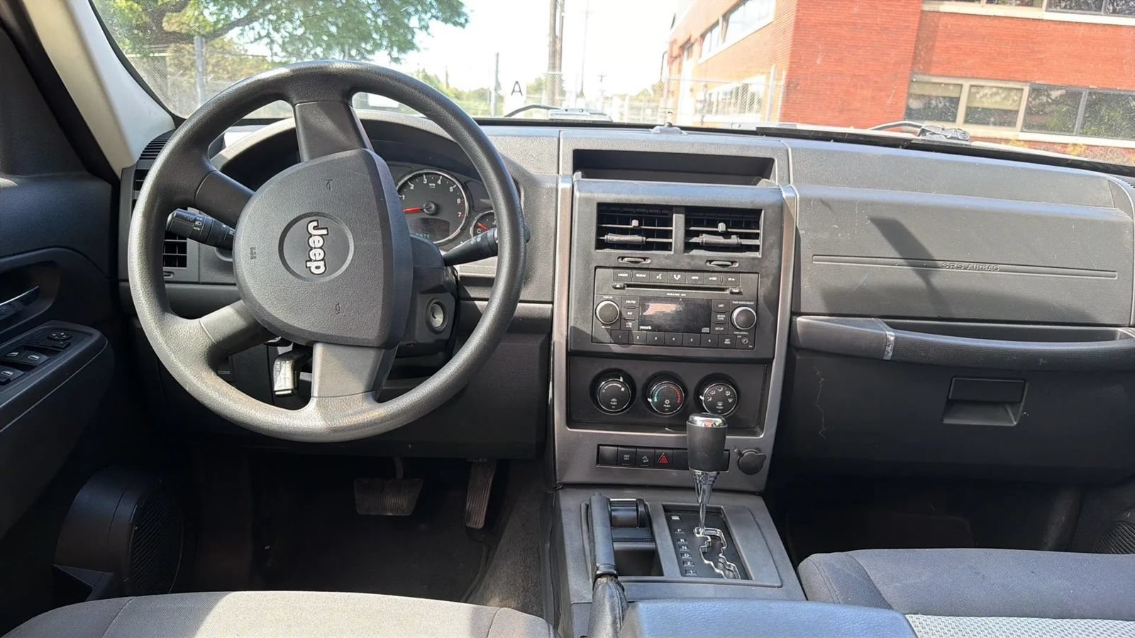 Used 2009 Jeep Liberty Sport w/ Popular Equipment Group AWD/4WD image 8