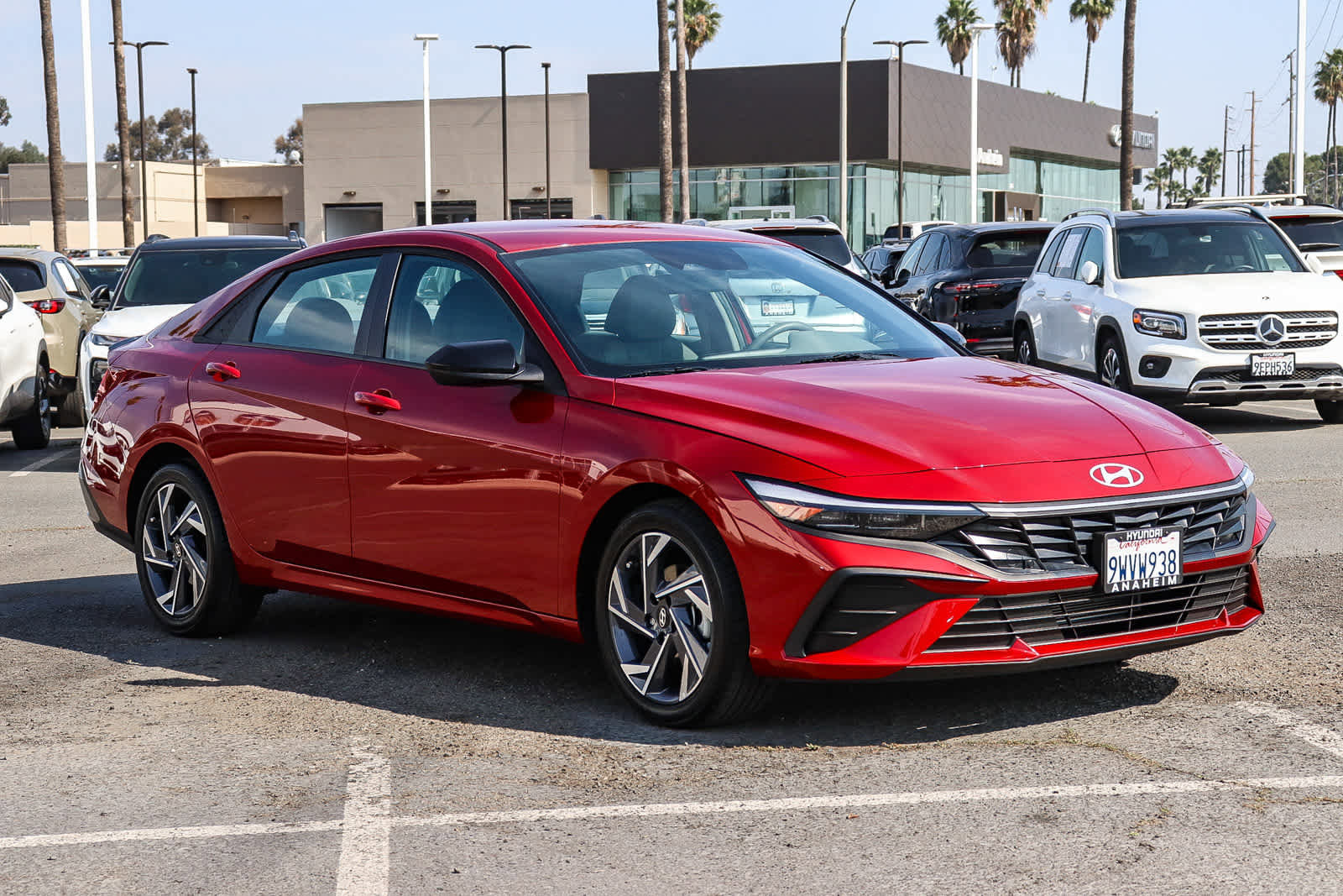 Used 2025 Hyundai Elantra Sport image 3