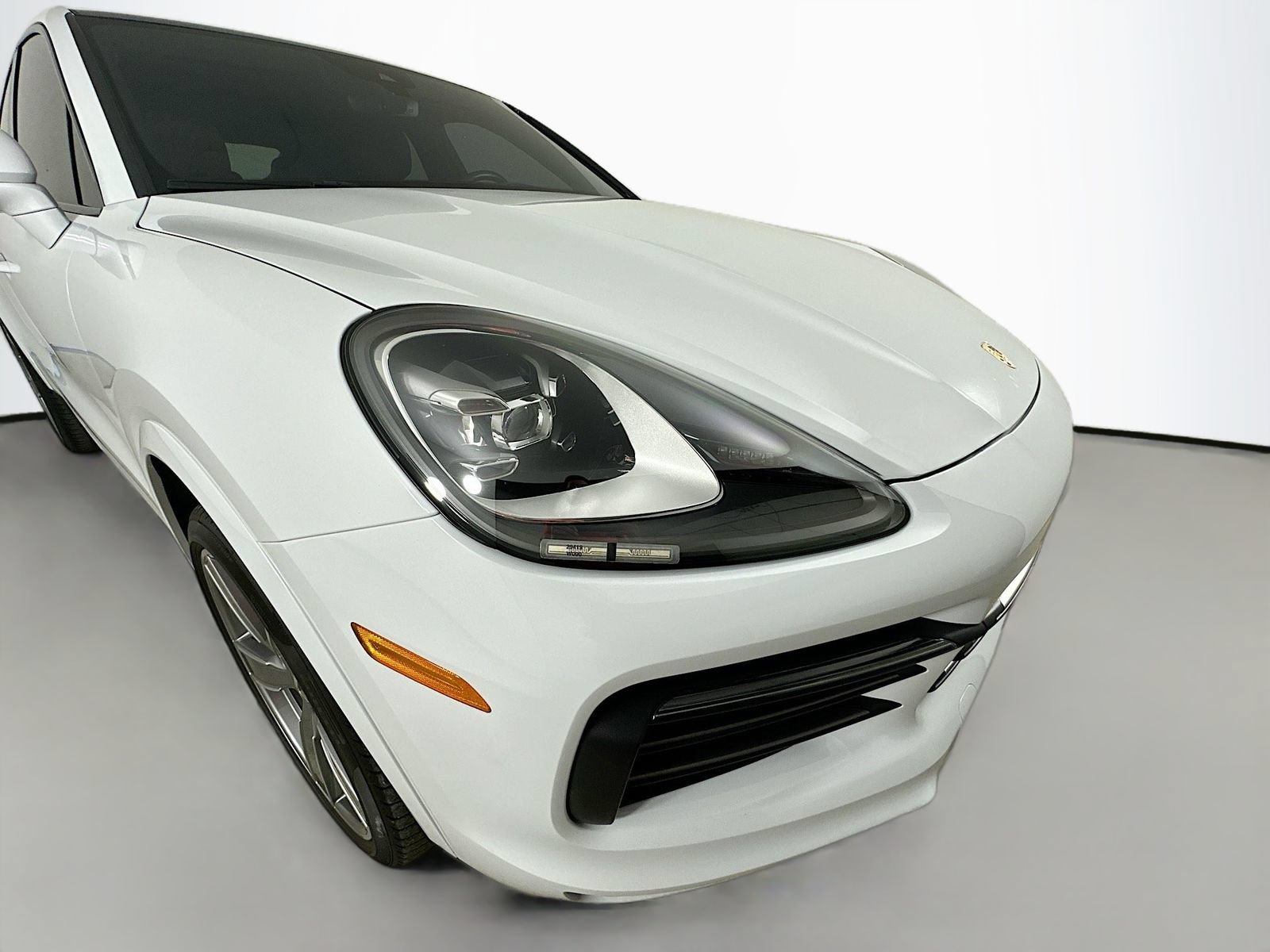 Used 2022 Porsche Cayenne S AWD/4WD image 9