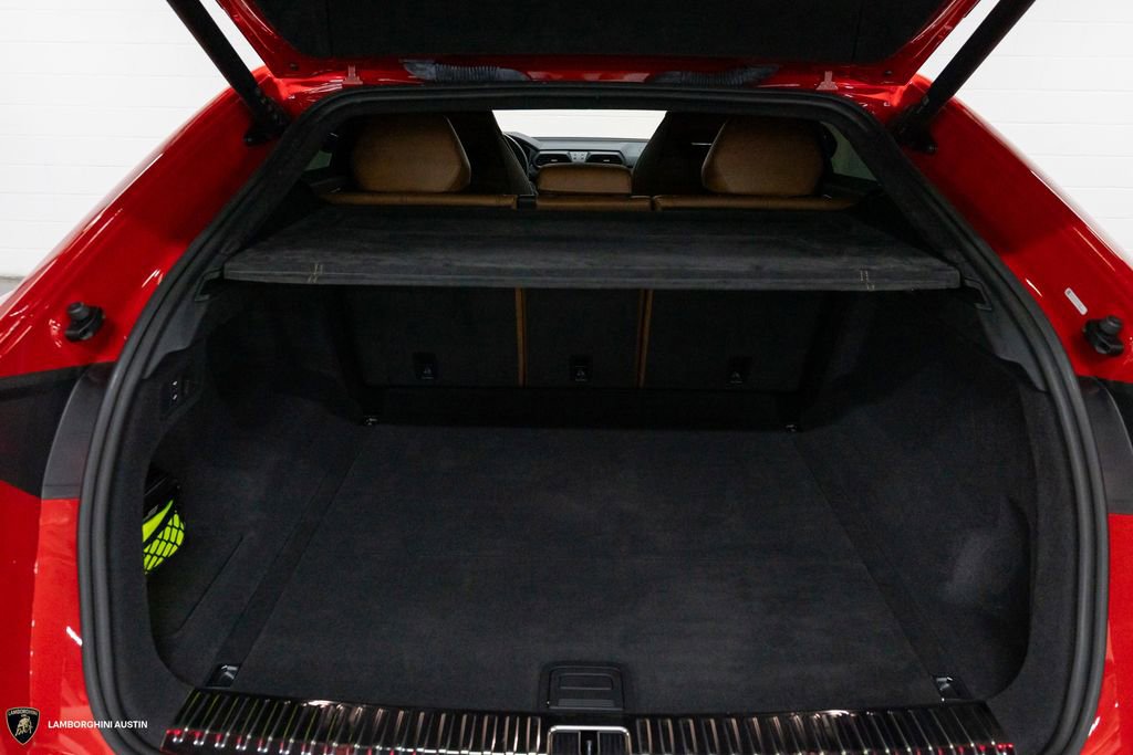 Used 2022 Lamborghini Urus image 12