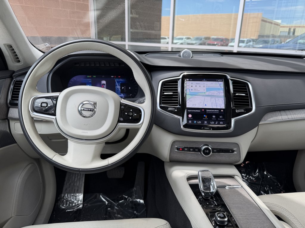 Used 2024 Volvo XC90 B6 Ultimate w/ Lounge Package AWD/4WD image 16