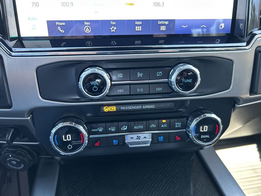 Used 2022 Ford F450 Platinum w/ FX4 Off-Road Package image 29