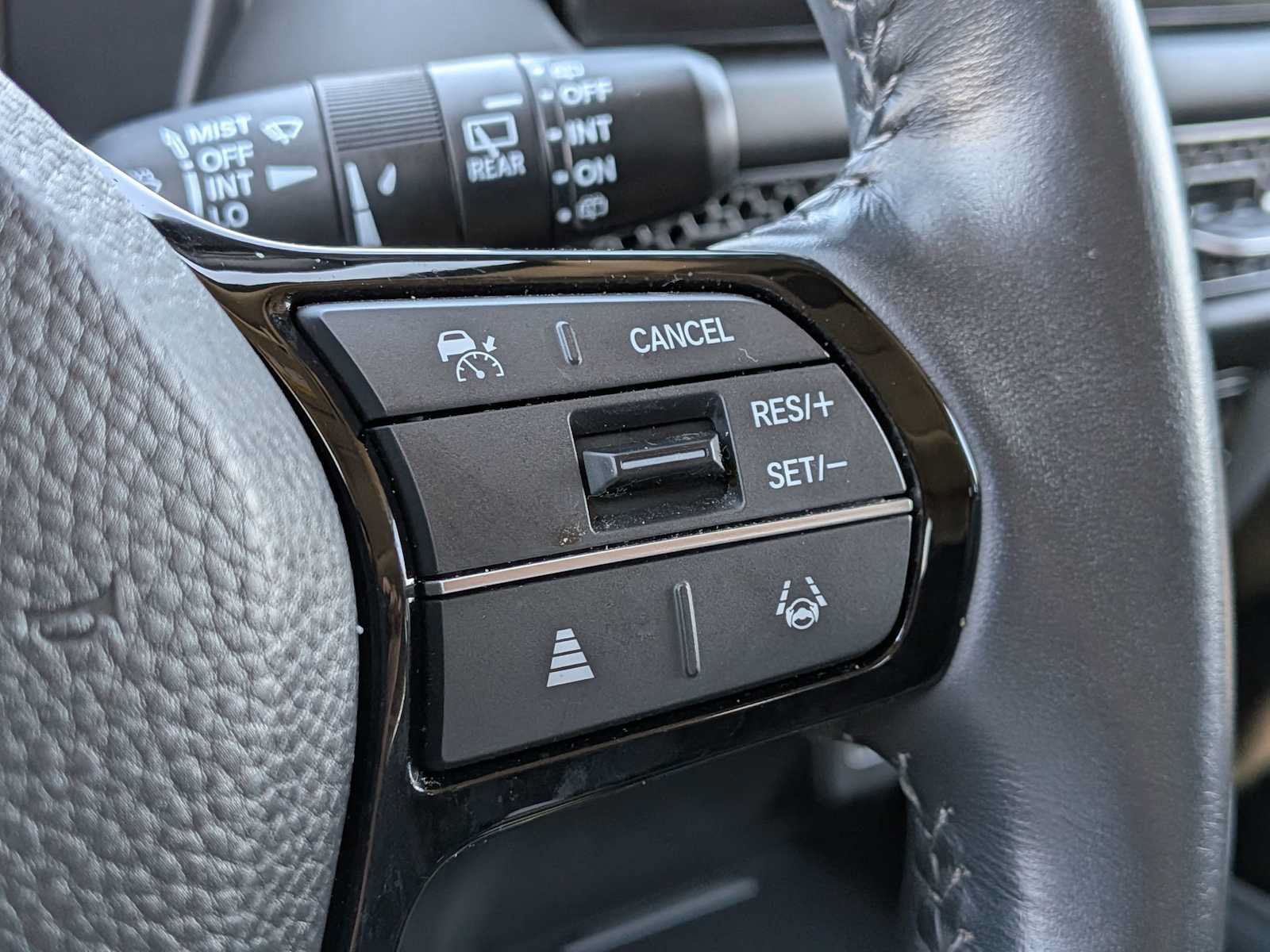 Certified 2024 Honda HR-V EX-L image 25