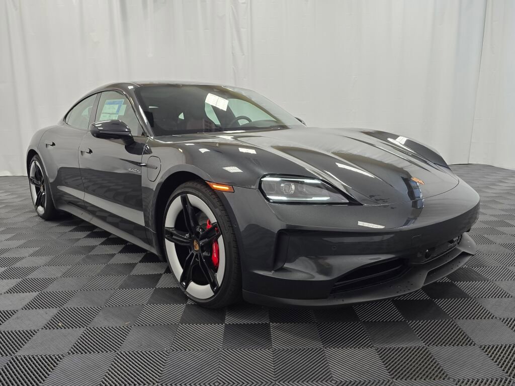 New 2025 Porsche Taycan 4S image 10