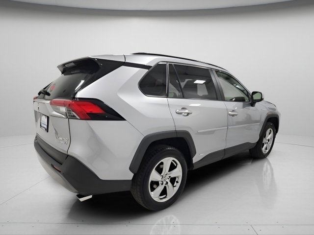 Used 2020 Toyota RAV4 Limited image 14