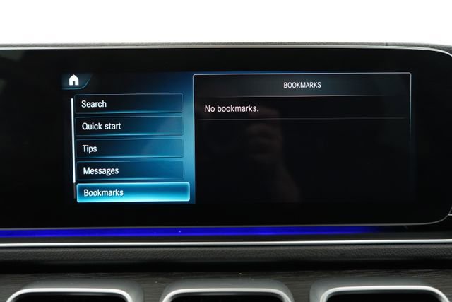 Used 2023 Mercedes-Benz GLS 450 4MATIC image 46