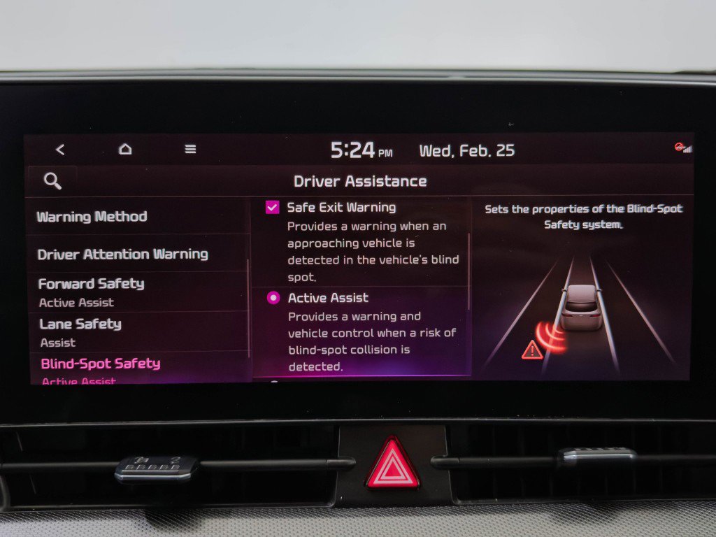 Used 2025 Kia Sportage SX Prestige image 53