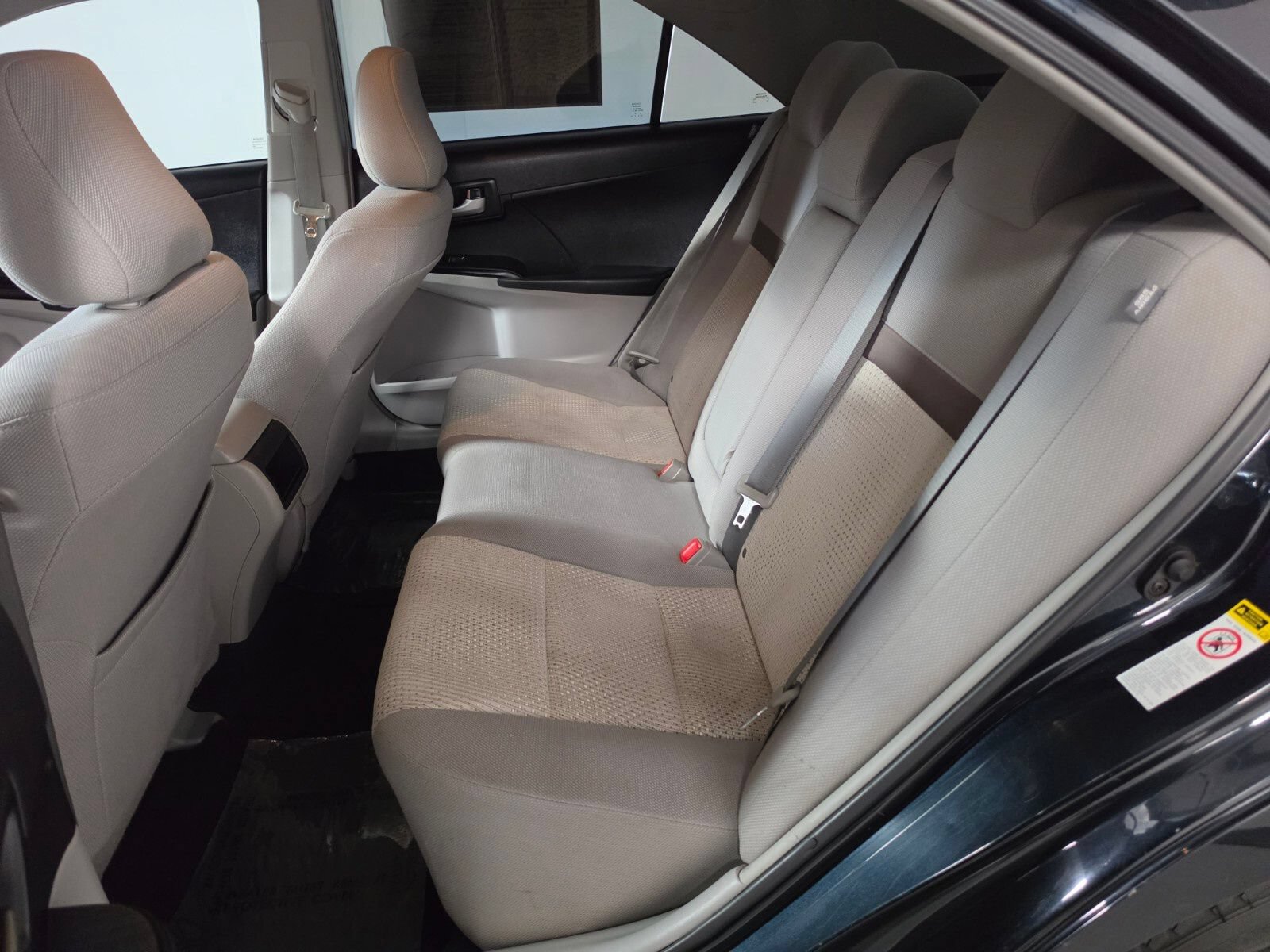 Used 2012 Toyota Camry LE FWD image 15