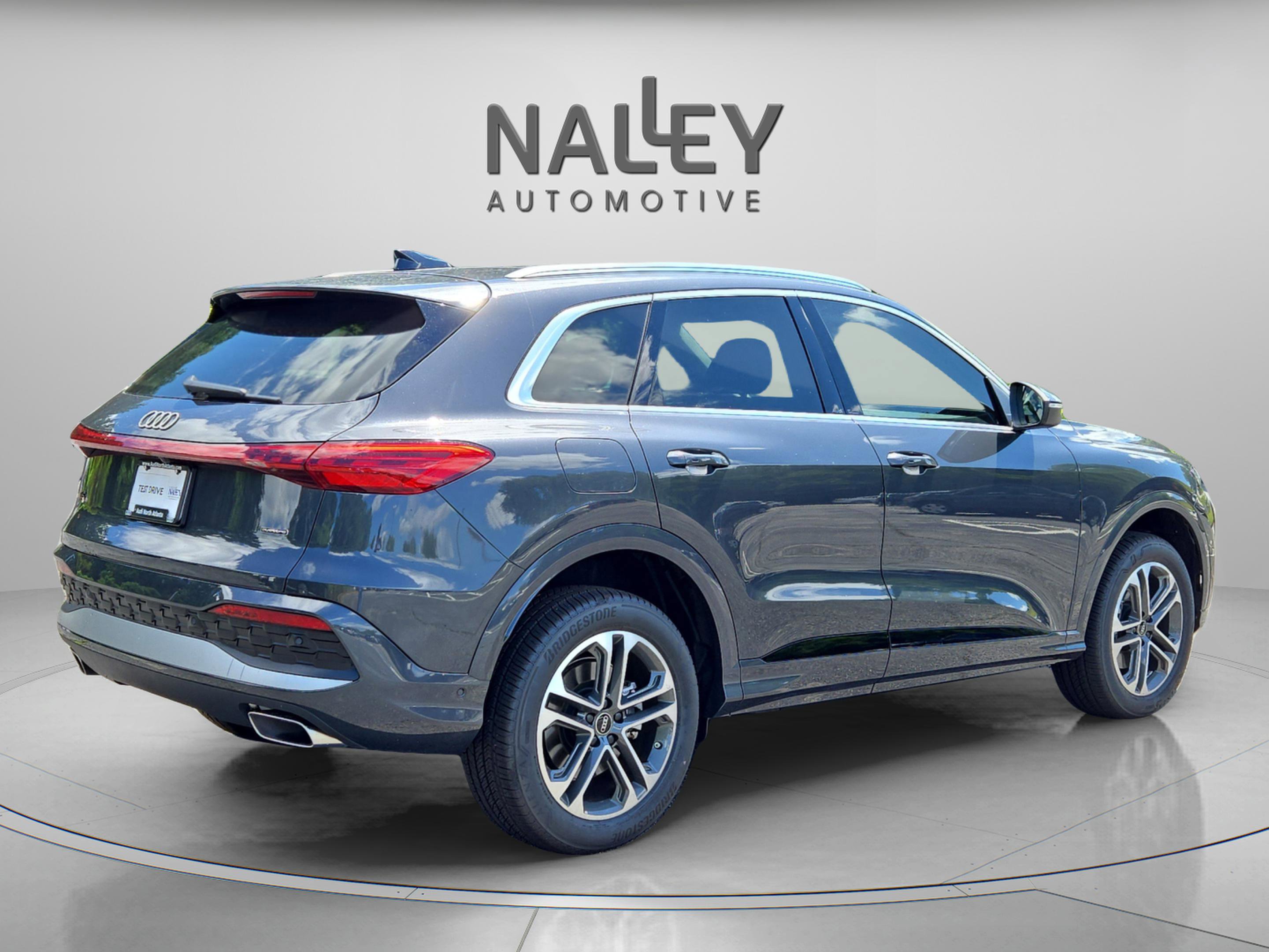 New 2025 Audi Q5 Premium w/ Convenience Package image 6