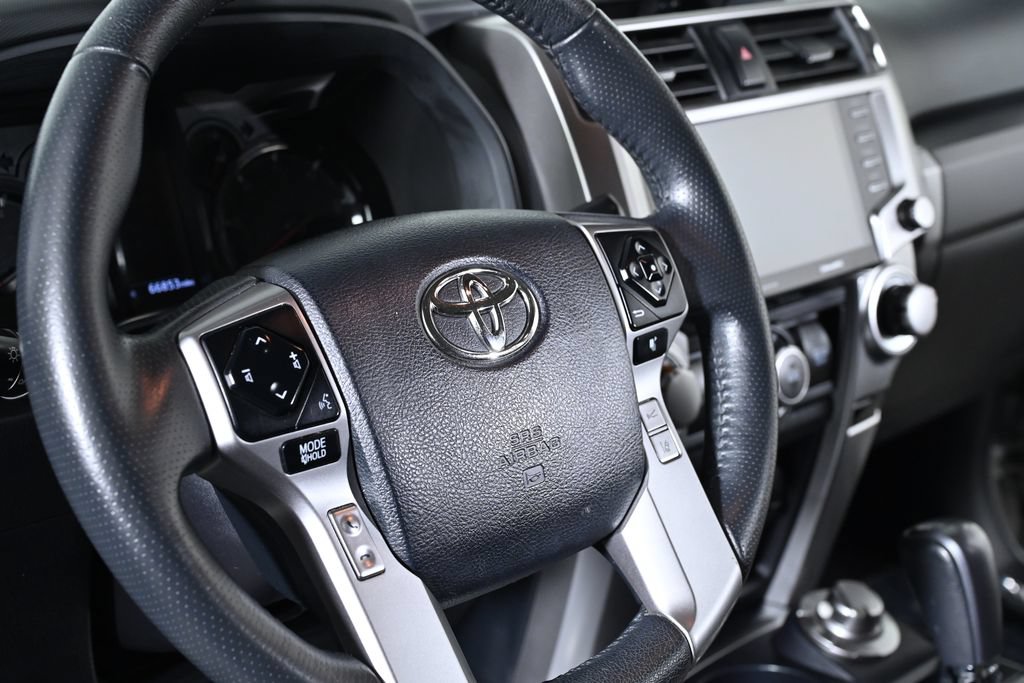 Used 2023 Toyota 4Runner SR5 AWD/4WD image 14
