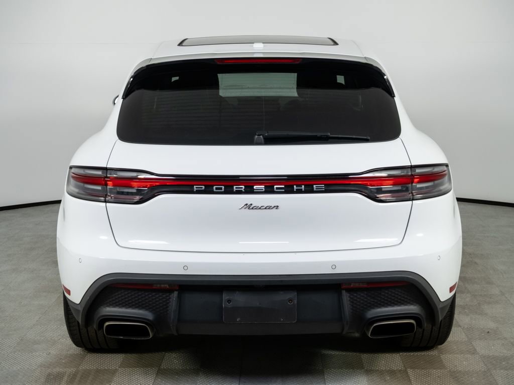 Certified 2023 Porsche Macan Turbo image 30