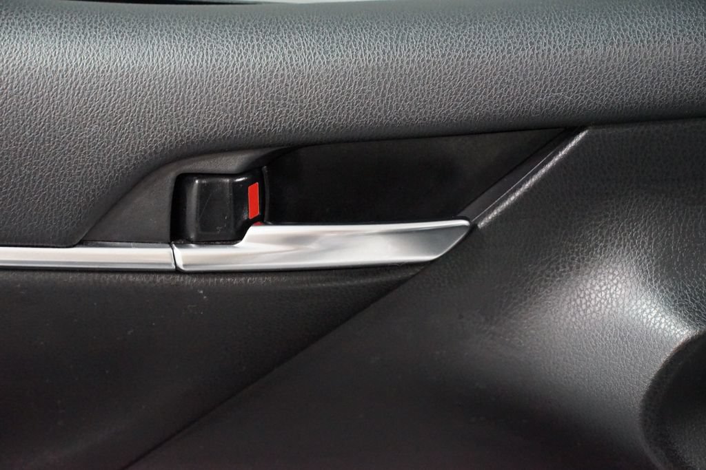 Certified 2024 Toyota Camry SE FWD image 30