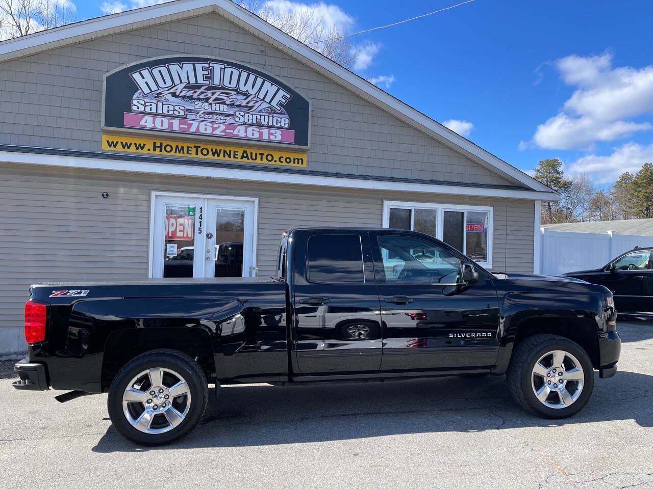 Used 2017 Chevrolet Silverado 1500 LT w/ LT Convenience Package