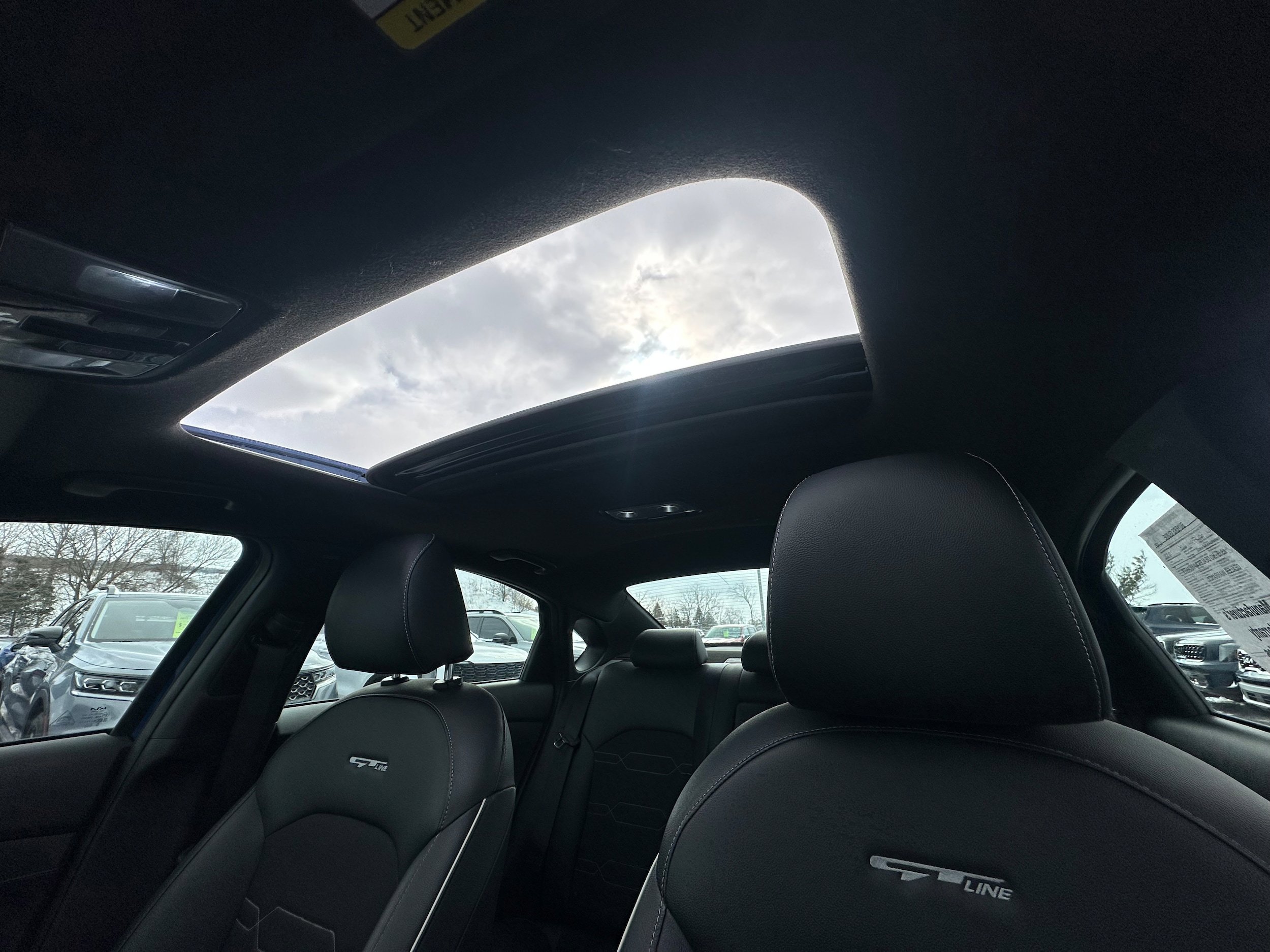 Used 2024 Kia Forte GT-Line w/ GT-Line Premium Package image 36