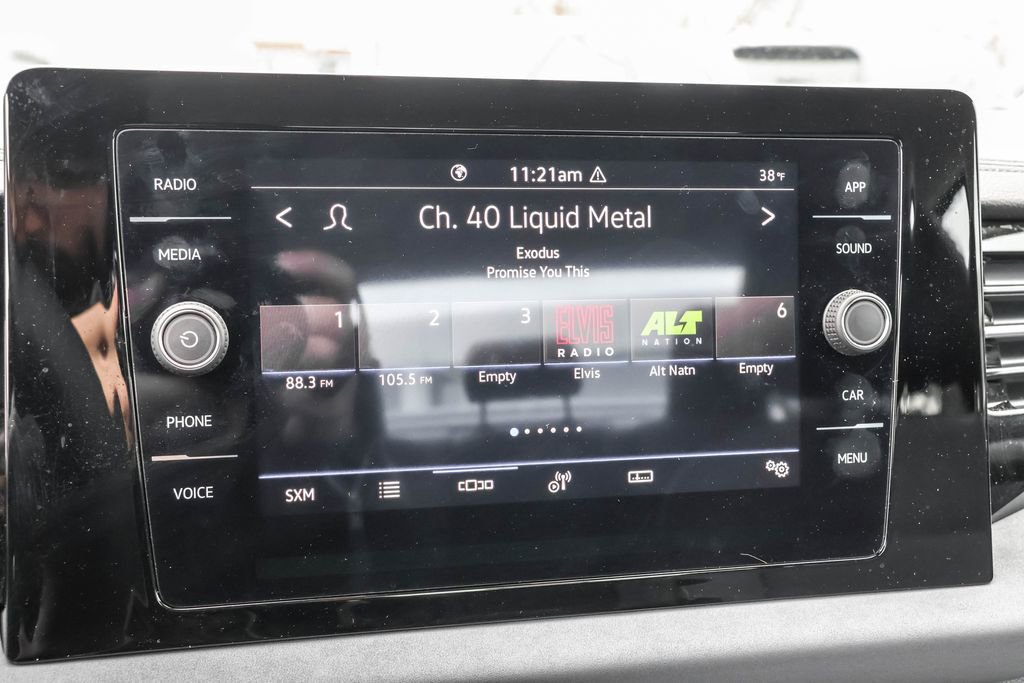 Used 2025 Volkswagen Jetta SE image 22