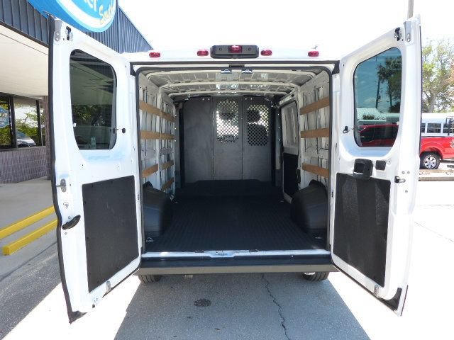 Used 2025 RAM ProMaster 2500 w/ U-Haul Equipment Group FWD image 13