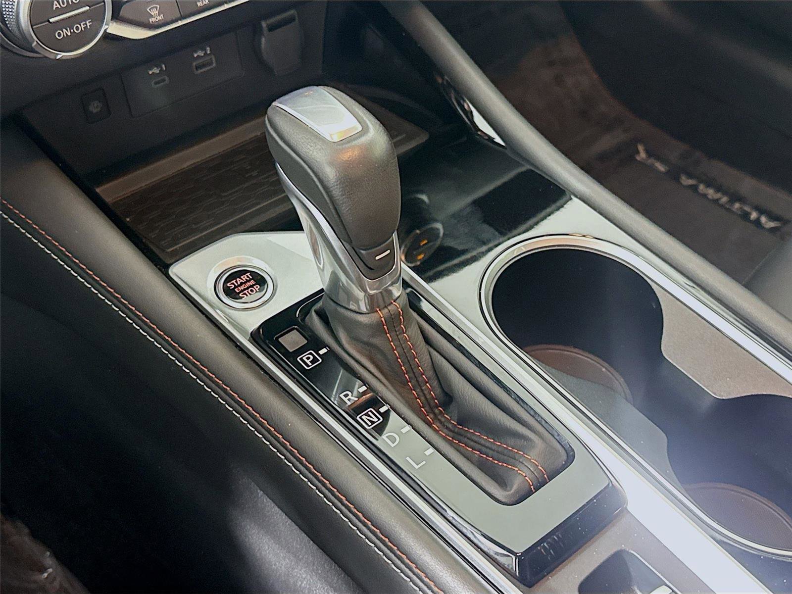 Used 2024 Nissan Altima 2.0 SR image 16