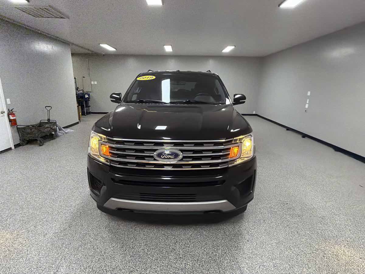 Used 2019 Ford Expedition Max XLT w/ Equipment Group 201A AWD/4WD image 8