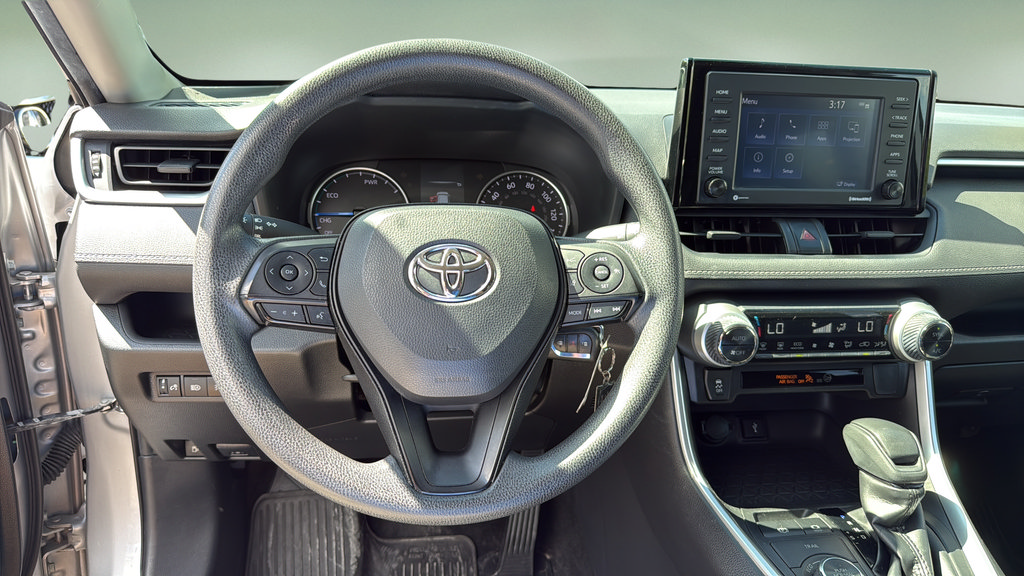 Used 2022 Toyota RAV4 LE AWD/4WD image 20