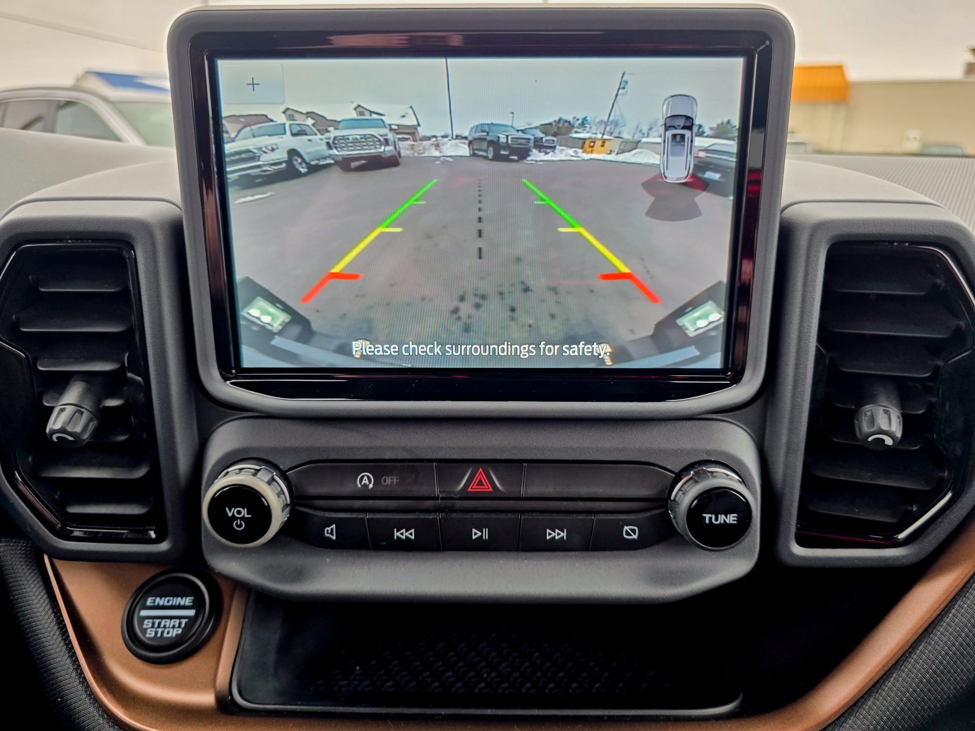 Used 2021 Ford Bronco Sport Outer Banks w/ Outer Banks Package (96D) image 19