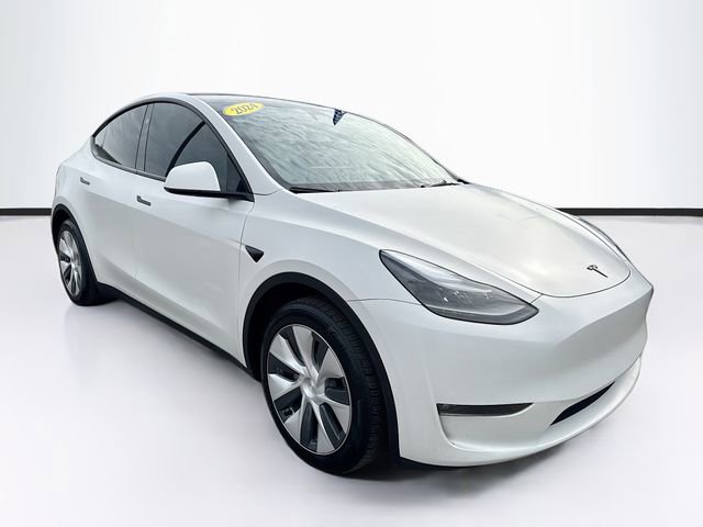Used 2024 Tesla Model Y Long Range image 1