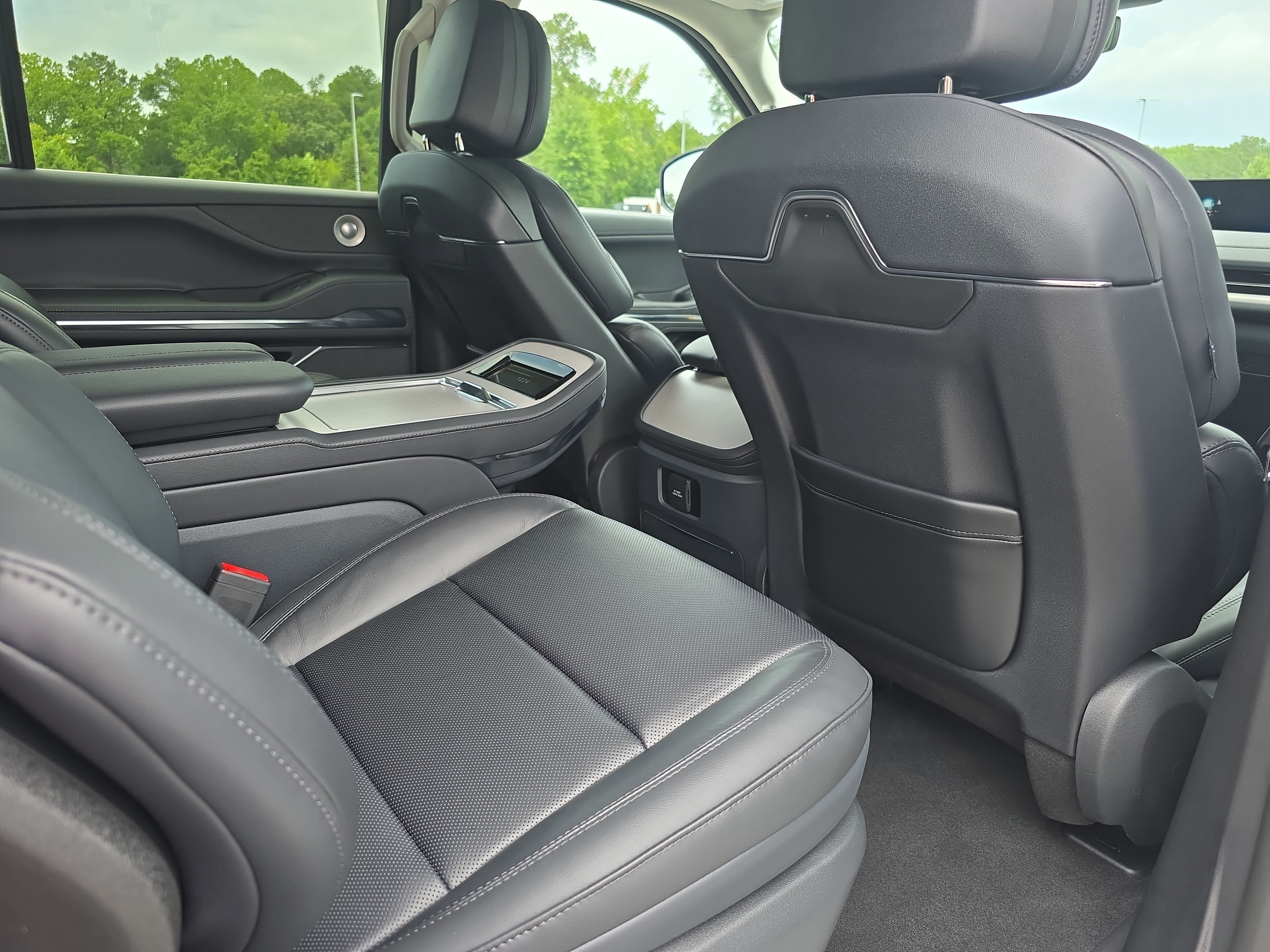 New 2027 Lincoln Navigator L Reserve AWD/4WD image 11