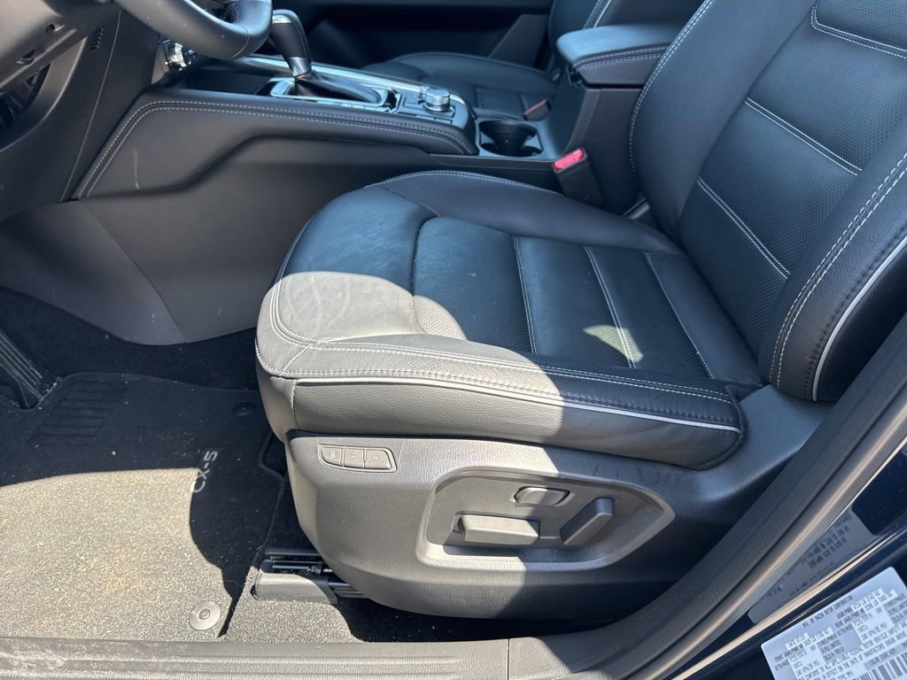 Used 2025 MAZDA CX-5 AWD 2.5 S w/ Premium Plus Pkg image 8