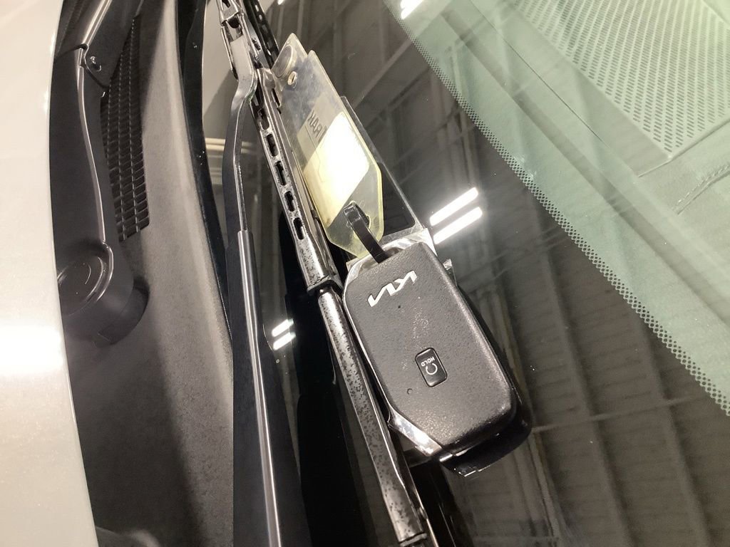 Certified 2024 Kia Sportage SX image 30