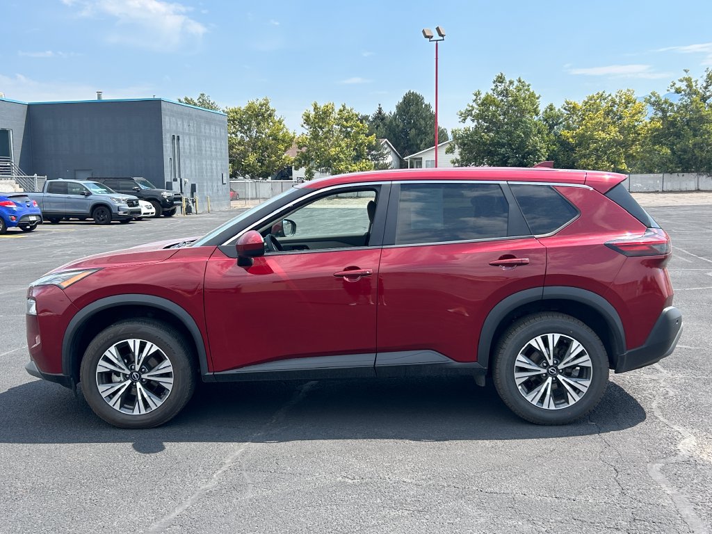 Used 2023 Nissan Rogue SV AWD/4WD image 7