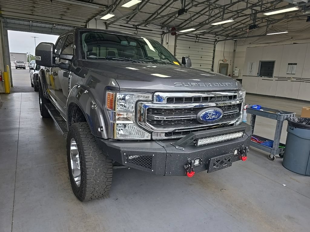 Used 2021 Ford F250 Lariat w/ Lariat Value Package AWD/4WD image 1