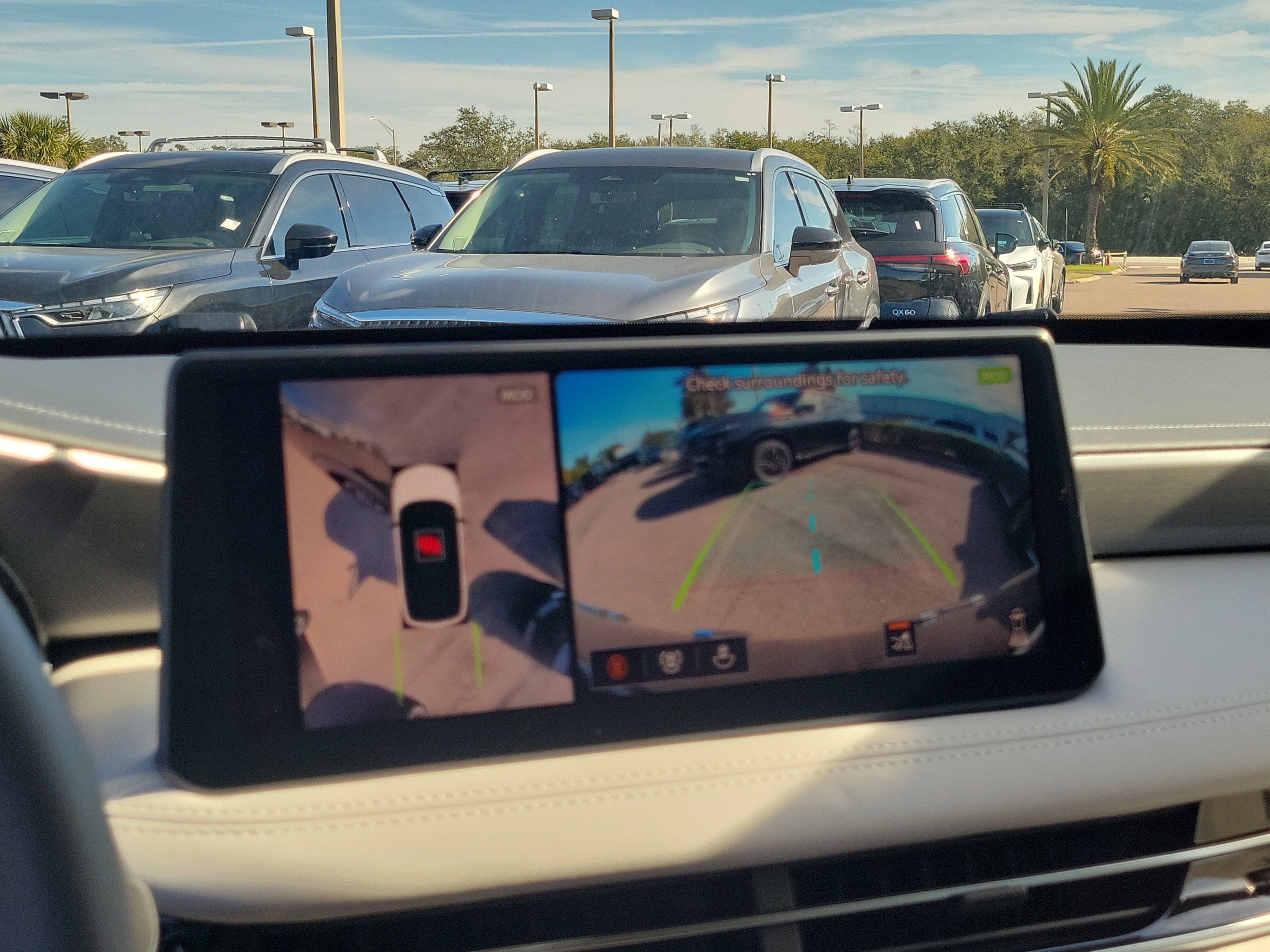 New 2026 INFINITI QX60 Luxe w/ Family Package image 20