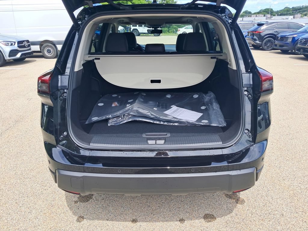 New 2026 Nissan Rogue Dark Armor AWD/4WD image 24