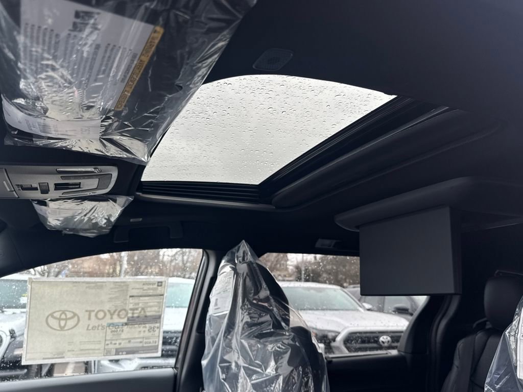 New 2026 Toyota Sienna XLE Woodland Edition image 20