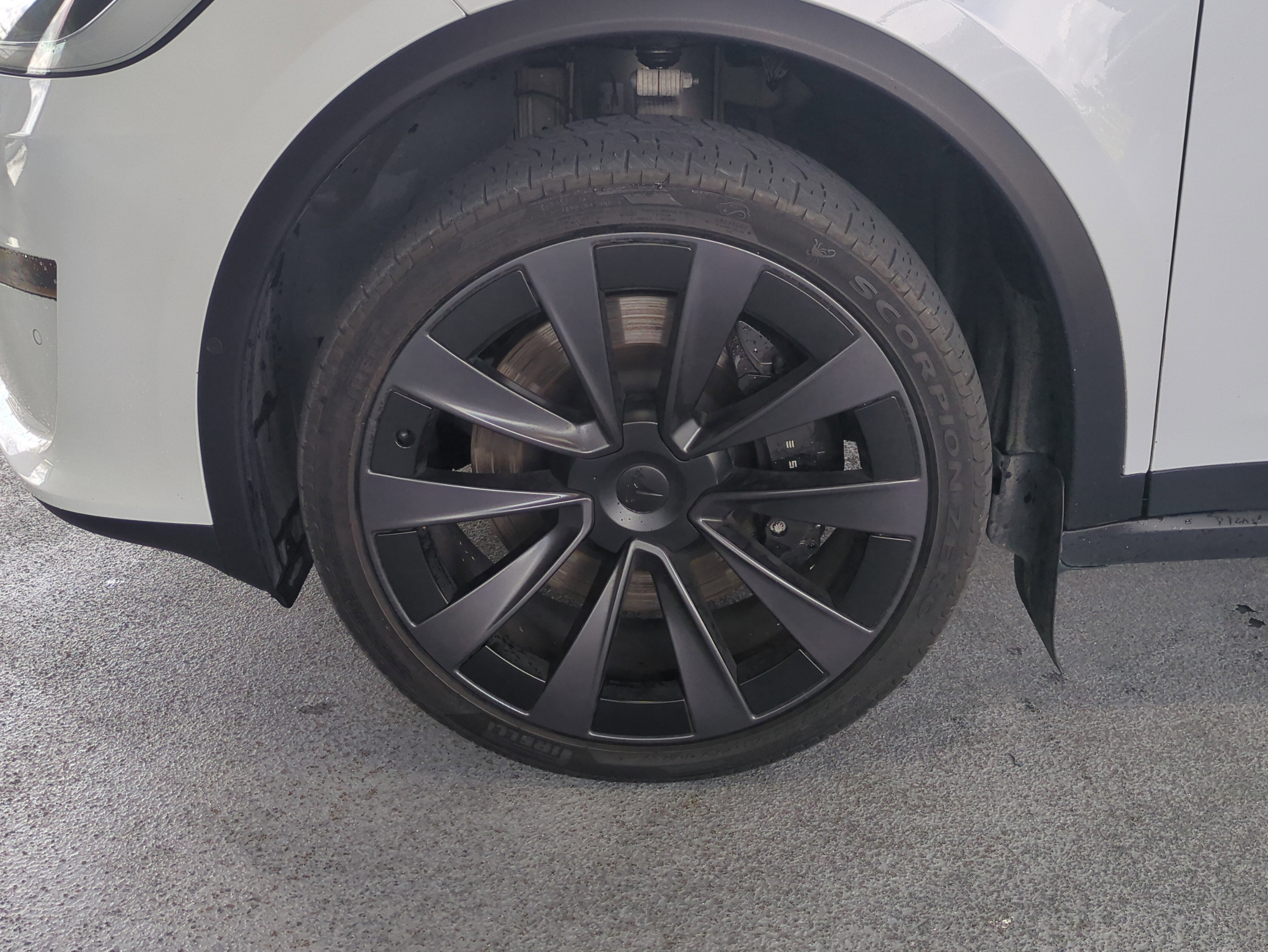 Used 2022 Tesla Model X Plaid image 11