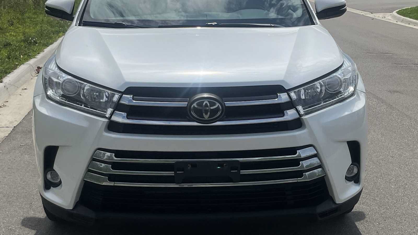 Used 2019 Toyota Highlander Limited AWD/4WD image 22