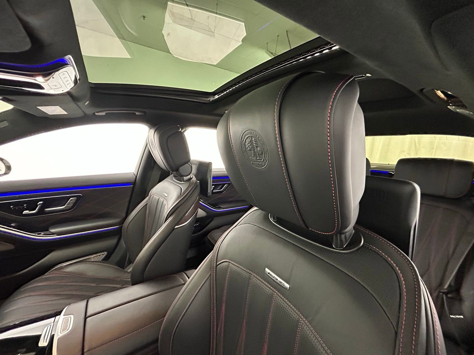 Used 2024 Mercedes-Benz S 63 AMG S image 27