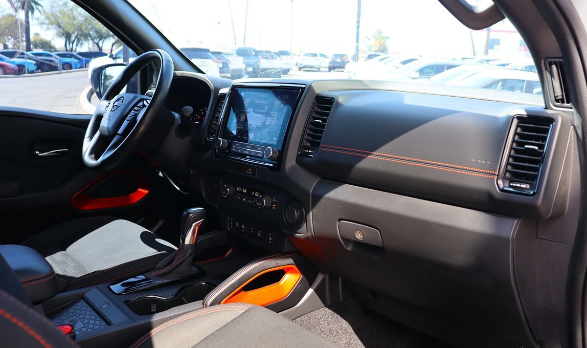 Used 2022 Nissan Frontier Pro-X RWD image 36