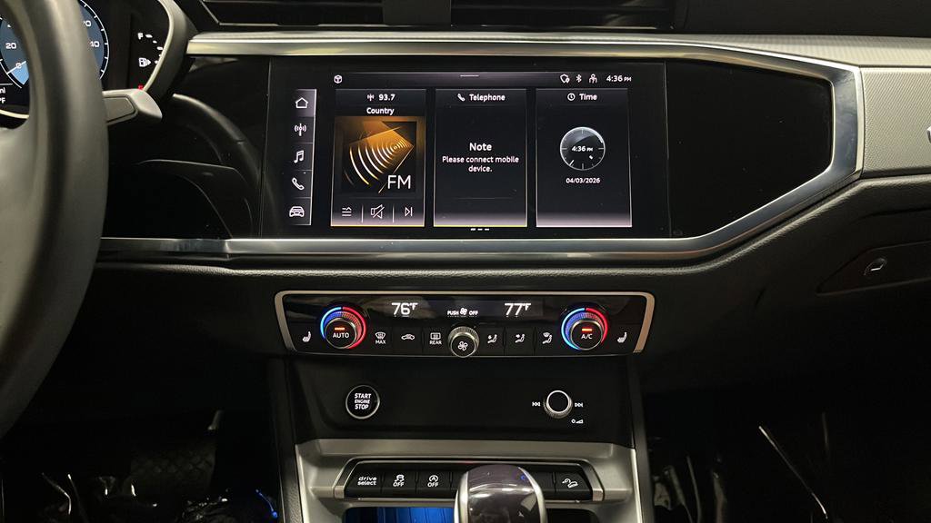 Used 2024 Audi Q3 2.0T Premium Plus w/ Premium Plus Package image 13