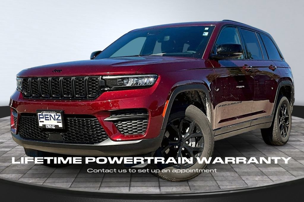Used 2024 Jeep Grand Cherokee Altitude AWD/4WD image 1