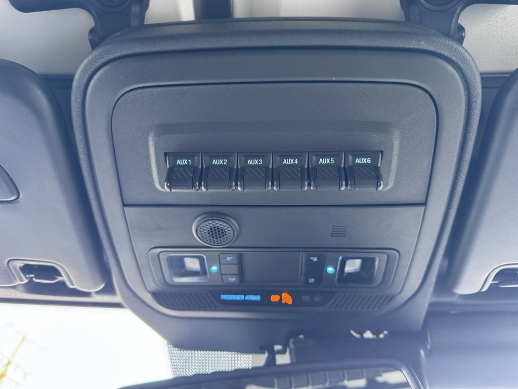 Used 2025 Ford Bronco Badlands image 35