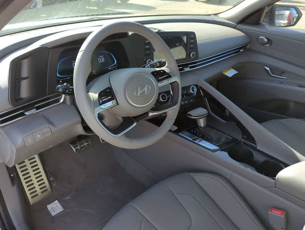 New 2026 Hyundai Elantra SEL Sport Premium FWD image 15