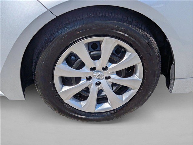 Certified 2025 Toyota Corolla LE FWD image 22