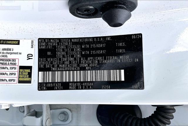 Used 2024 Toyota Corolla Cross LE FWD image 16