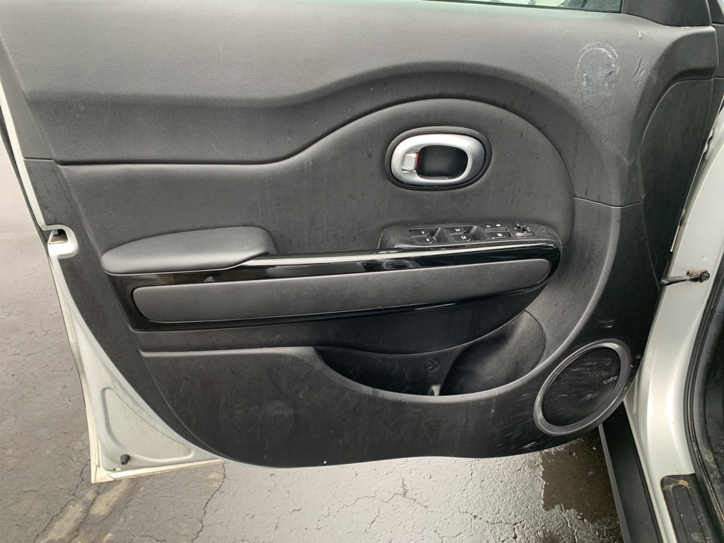 Used 2015 Kia Soul + w/ Primo Package image 20