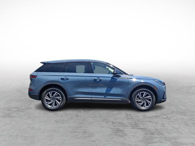 Used 2023 Lincoln Corsair AWD w/ Equipment Group 101A image 7